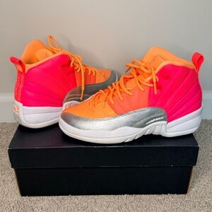 Air Jordan 12 RETRO (GS) 5Y Orange, Pink, and Silver
